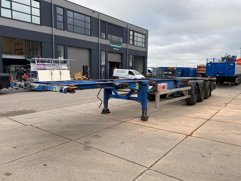 Van Hool 3B0079 / Container chassis / SAF + Disc - Semi-remorque porte-conteneur/ Caisse mobile: photos 4 Van Hool 3B0079 / Container chassis / SAF + Disc - Semi-remorque porte-conteneur/ Caisse mobile: photos 4