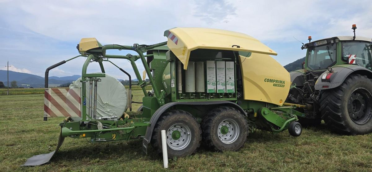 Krone Comprima CV150XC PLUS - Presse à balles rondes: photos 4 Krone Comprima CV150XC PLUS - Presse à balles rondes: photos 4