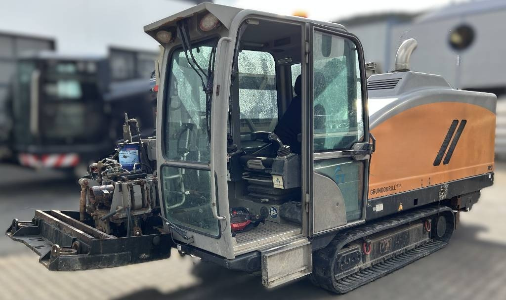 Tracto-Technik Grundodrill 15XP - Aléseuse directionnelle: photos 1 Tracto-Technik Grundodrill 15XP - Aléseuse directionnelle: photos 1