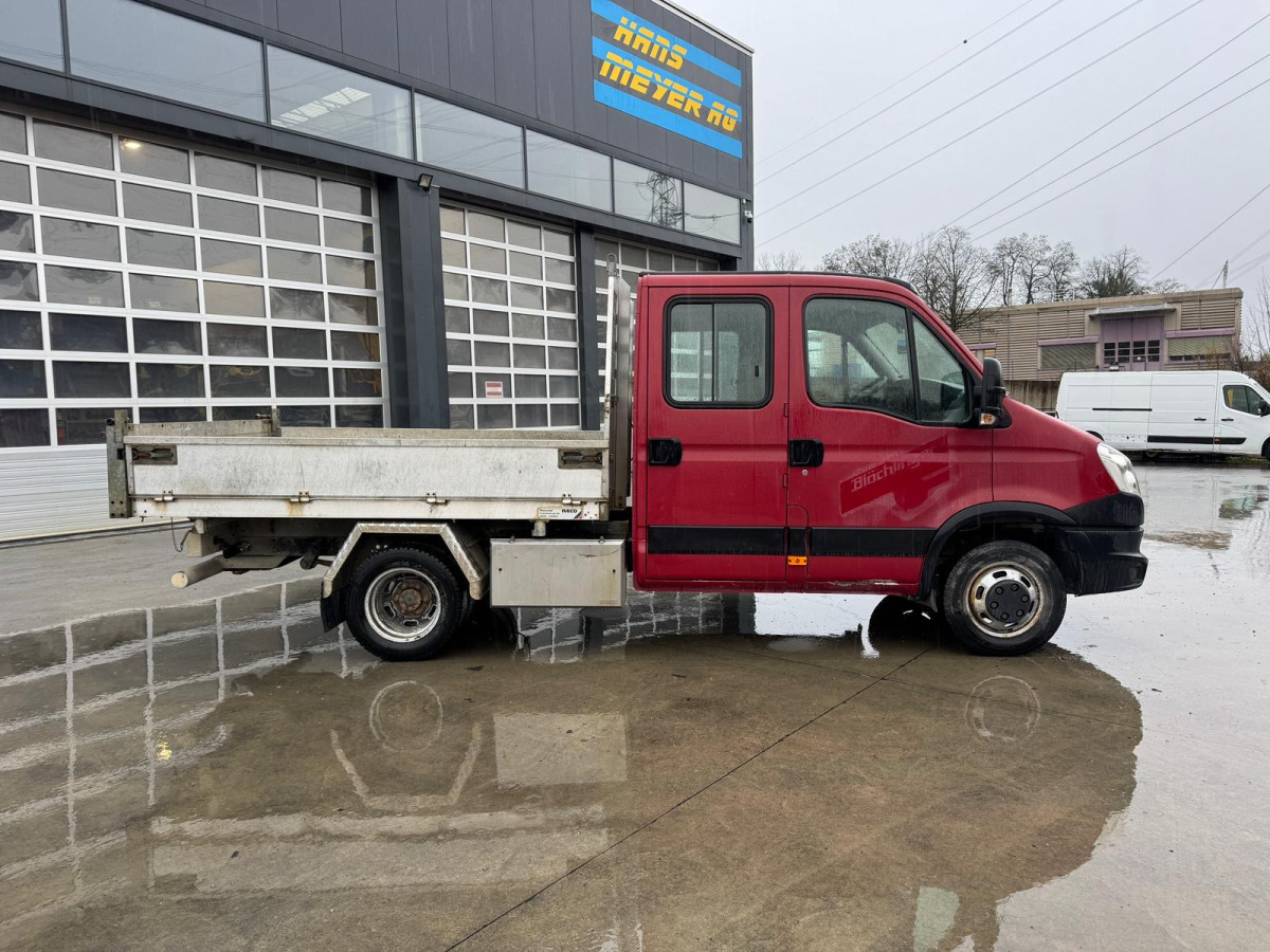 IVECO 35C15 Daily 4x2 - Utilitaire benne, Utilitaire double cabine: photos 4 IVECO 35C15 Daily 4x2 - Utilitaire benne, Utilitaire double cabine: photos 4