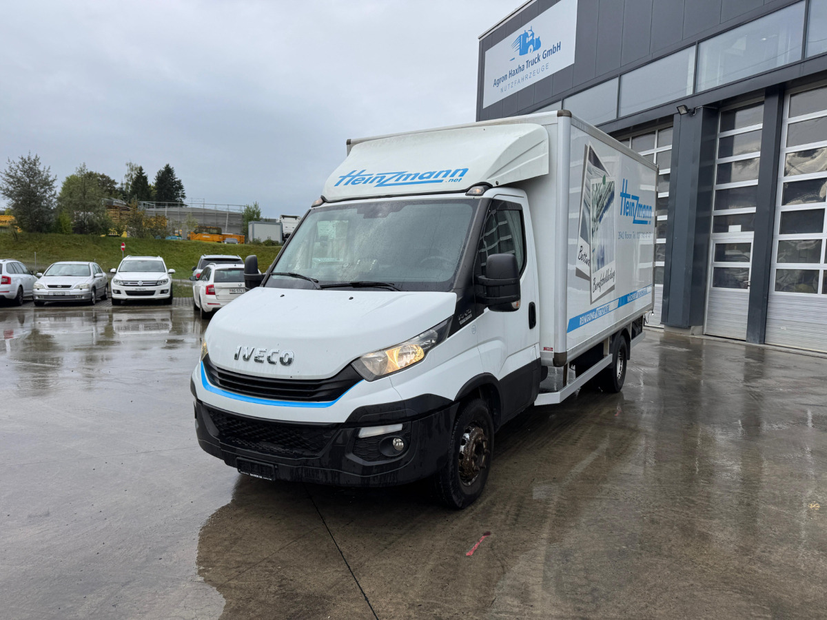 IVECO 70C21 Daily 4x2 - Fourgon utilitaire: photos 1 IVECO 70C21 Daily 4x2 - Fourgon utilitaire: photos 1