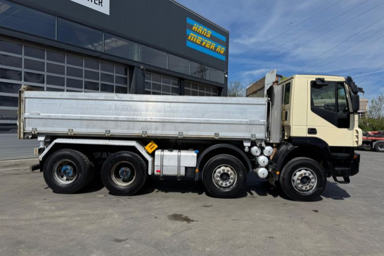 Iveco Trakker 450 8x4 - Camion benne: photos 5 Iveco Trakker 450 8x4 - Camion benne: photos 5