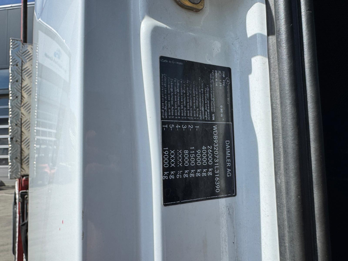 Camion grue MERCEDES Actros 2641 6x4-4 PK29000-7 Kipper: photos 19 Camion grue MERCEDES Actros 2641 6x4-4 PK29000-7 Kipper: photos 19