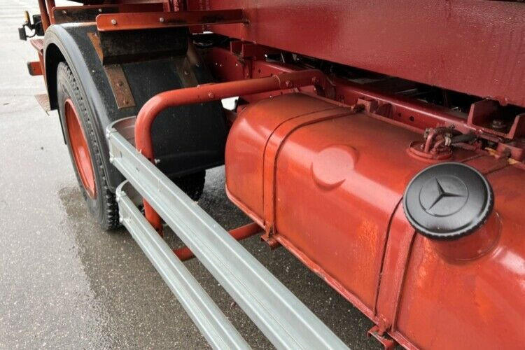 Mercedes-Benz 709 WUMAG GELENKSTEIGER 14M - Camion avec nacelle: photos 4 Mercedes-Benz 709 WUMAG GELENKSTEIGER 14M - Camion avec nacelle: photos 4