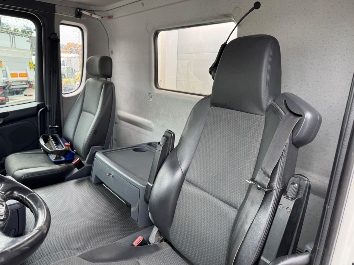 Camion grue SCANIA G450 6x2 Palfinger 27000-5: photos 18 Camion grue SCANIA G450 6x2 Palfinger 27000-5: photos 18