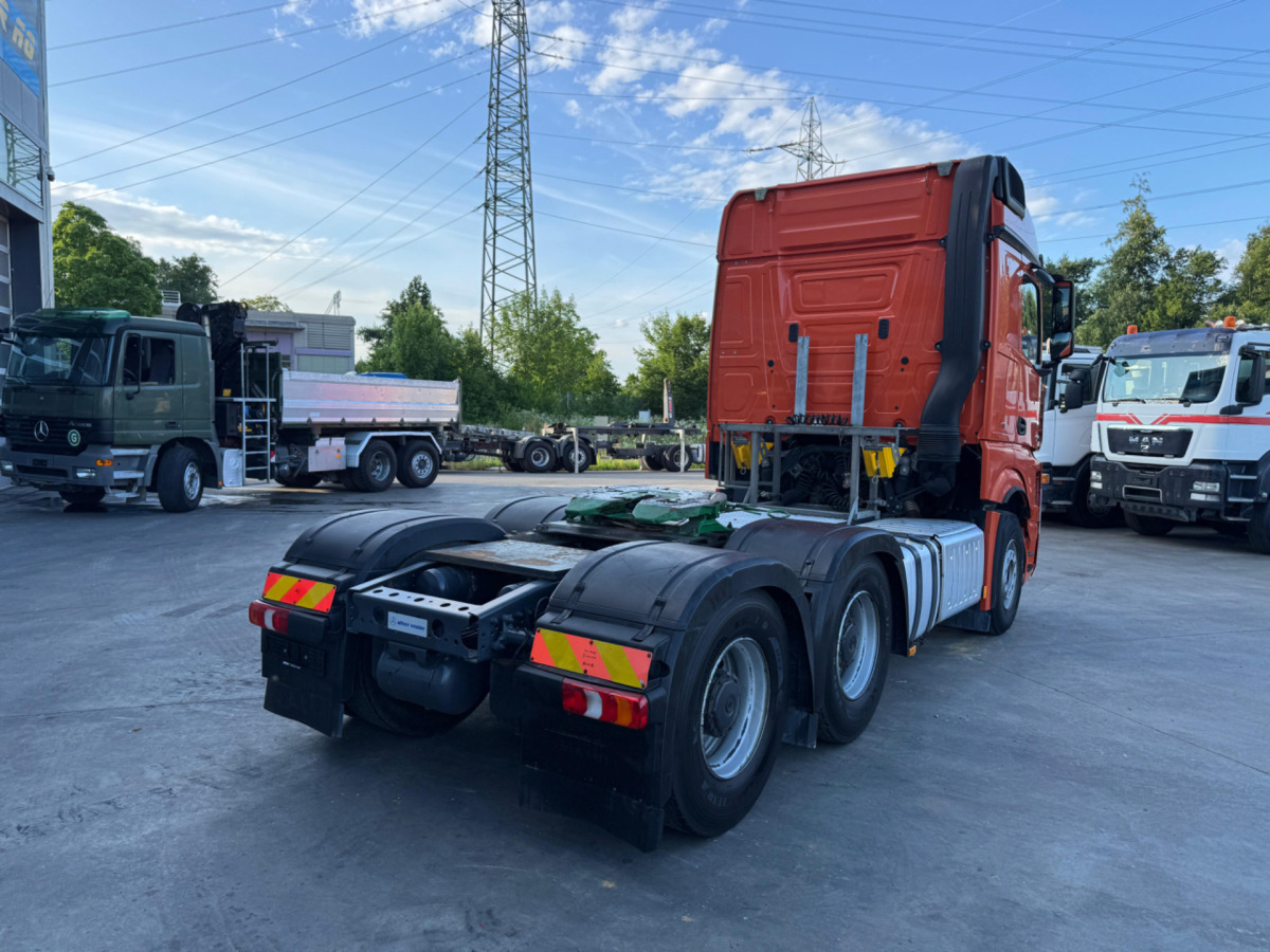 MERCEDES Actros 3358 6x4 120T - Tracteur routier: photos 5 MERCEDES Actros 3358 6x4 120T - Tracteur routier: photos 5