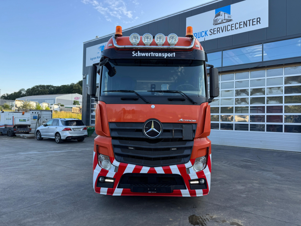 MERCEDES Actros 3358 6x4 120T - Tracteur routier: photos 2 MERCEDES Actros 3358 6x4 120T - Tracteur routier: photos 2