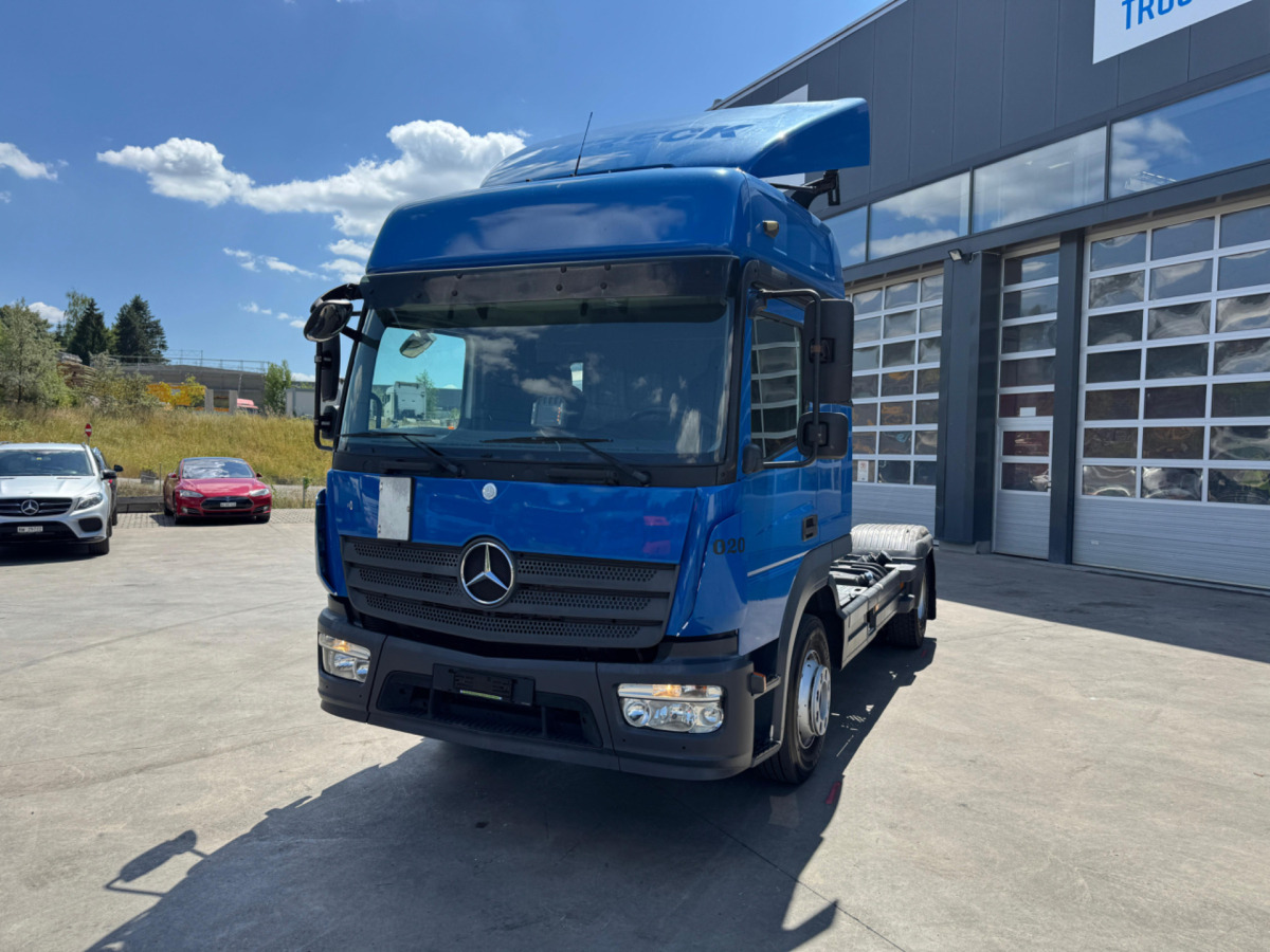 MERCEDES Atego 1330 4x2 - Tracteur routier: photos 1 MERCEDES Atego 1330 4x2 - Tracteur routier: photos 1