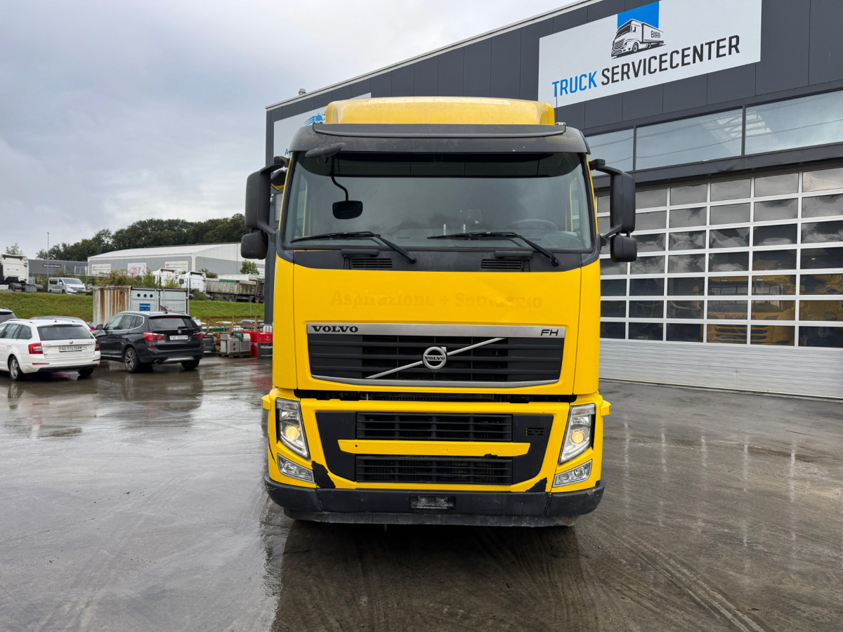 VOLVO FH-500 10x4 - Châssis cabine: photos 2 VOLVO FH-500 10x4 - Châssis cabine: photos 2