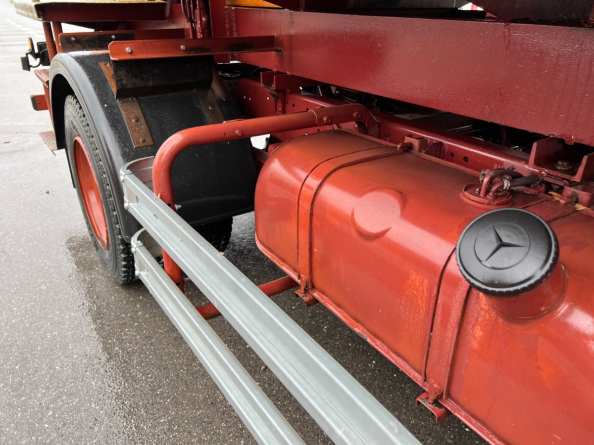 MERCEDES 709 WUMAG GELENKSTEIGER 14M - Véhicule de voirie/ Spécial: photos 4 MERCEDES 709 WUMAG GELENKSTEIGER 14M - Véhicule de voirie/ Spécial: photos 4