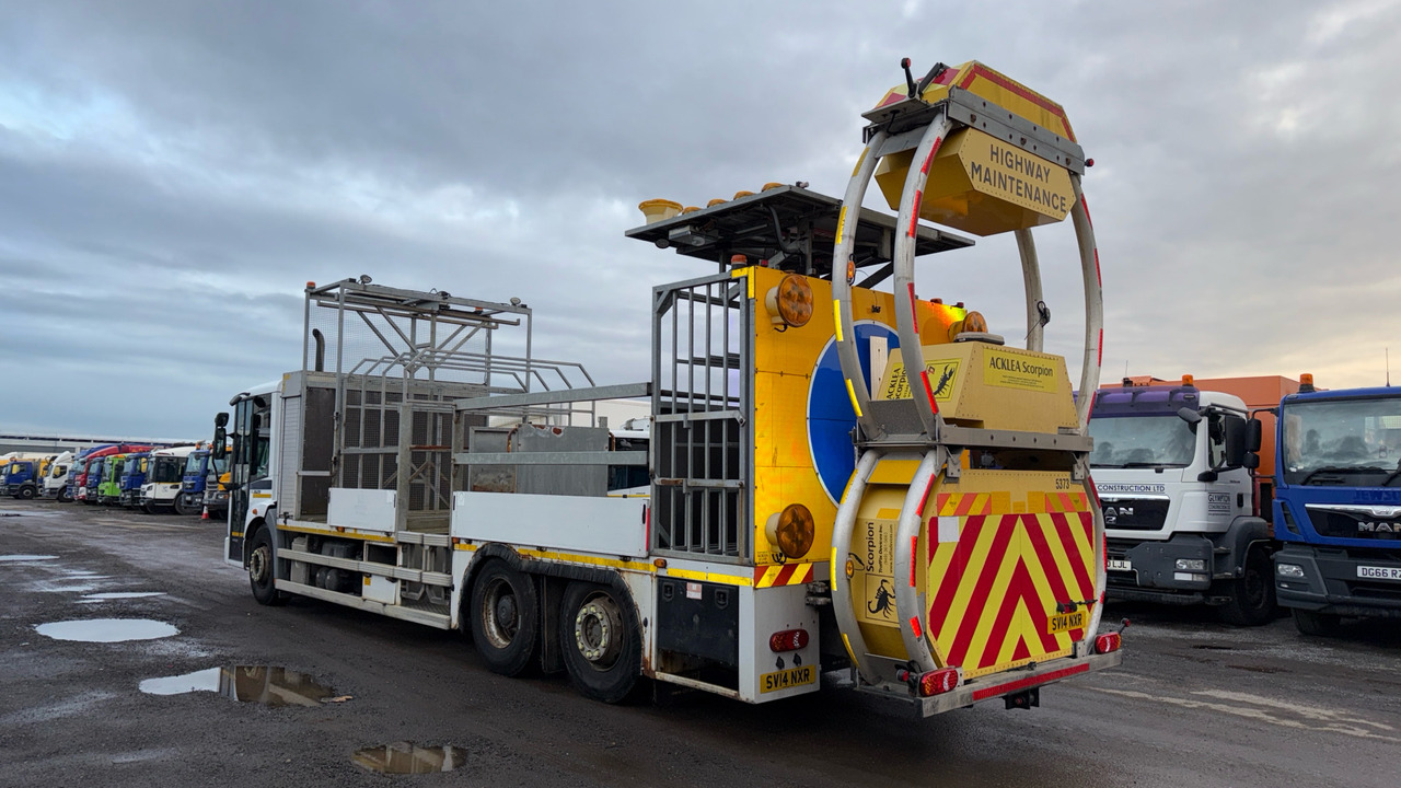 MERCEDES-BENZ ECONIC 2629 - Autre matériel: photos 3 MERCEDES-BENZ ECONIC 2629 - Autre matériel: photos 3