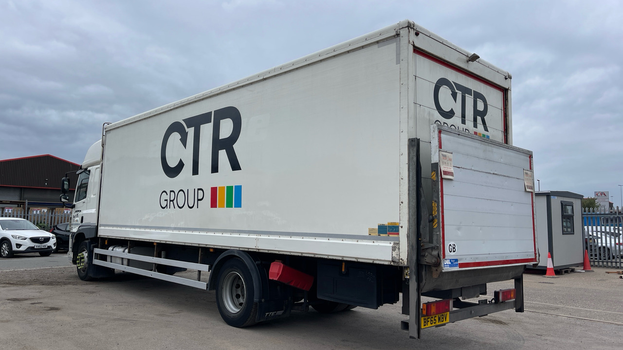 DAF CF 250 - Camion fourgon: photos 3 DAF CF 250 - Camion fourgon: photos 3