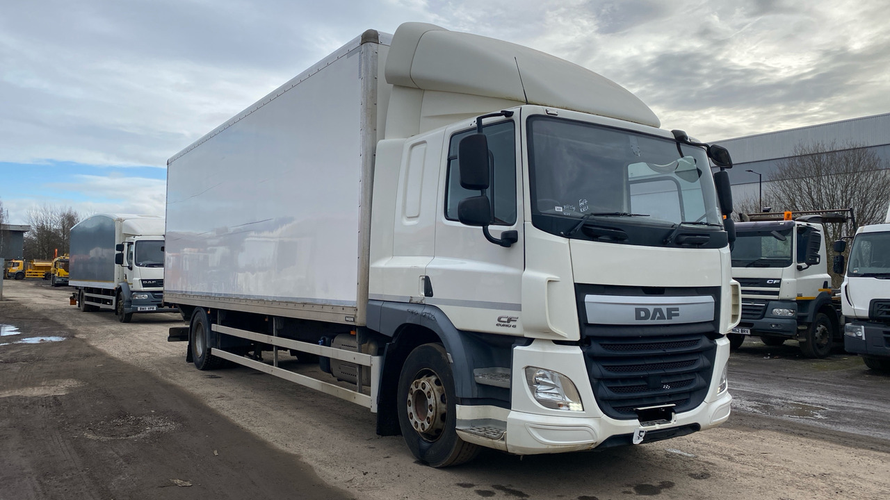 DAF CF 250 - Camion fourgon: photos 1 DAF CF 250 - Camion fourgon: photos 1
