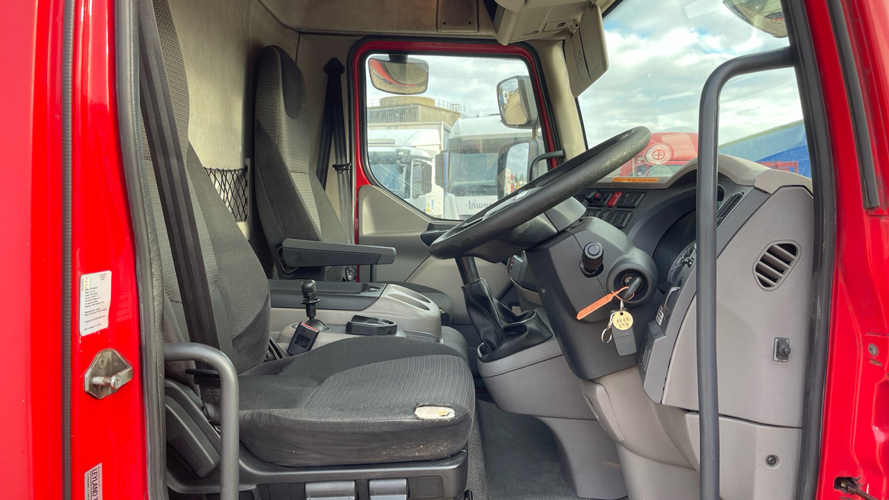 DAF LF 150 - Remorqueuse: photos 5 DAF LF 150 - Remorqueuse: photos 5