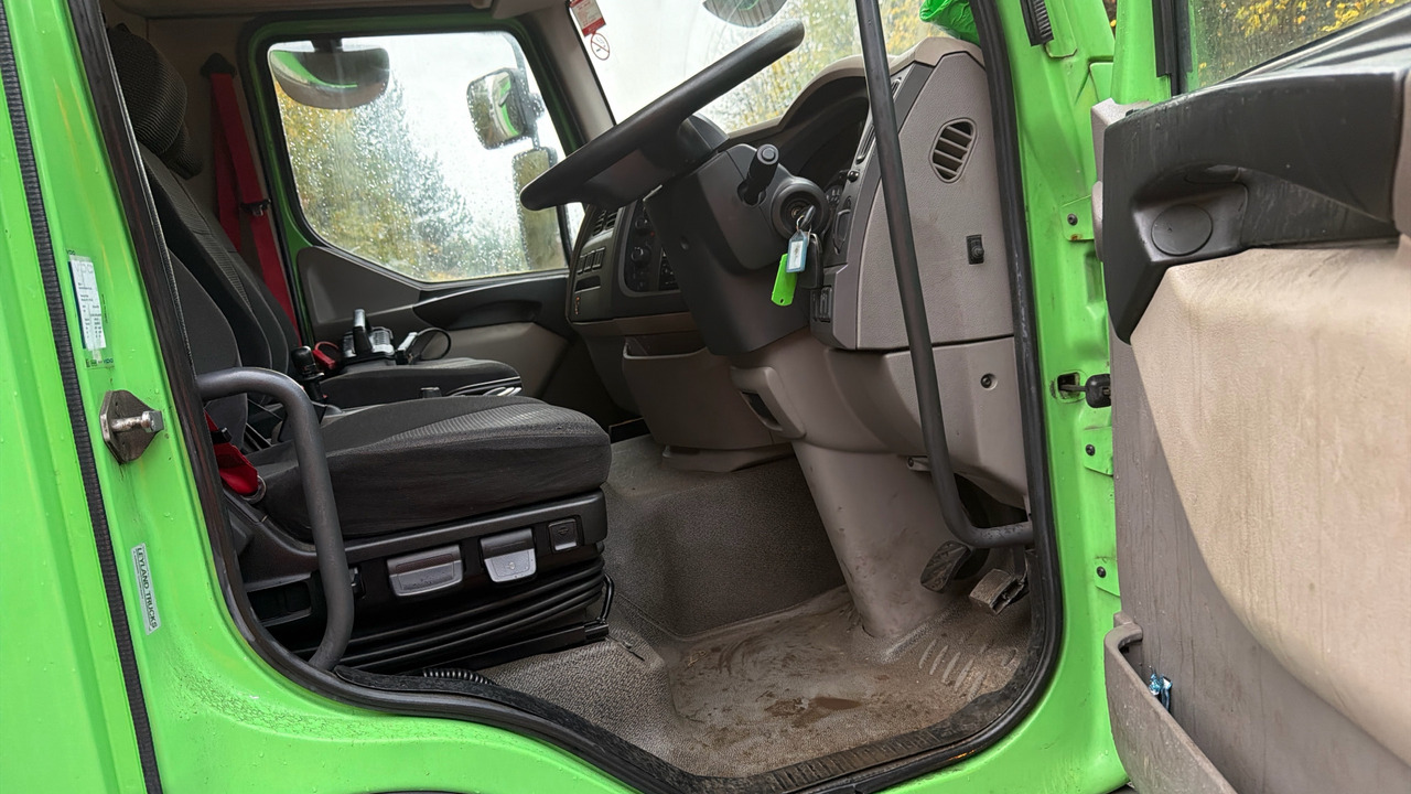 DAF LF 230 - Camion fourgon: photos 5 DAF LF 230 - Camion fourgon: photos 5