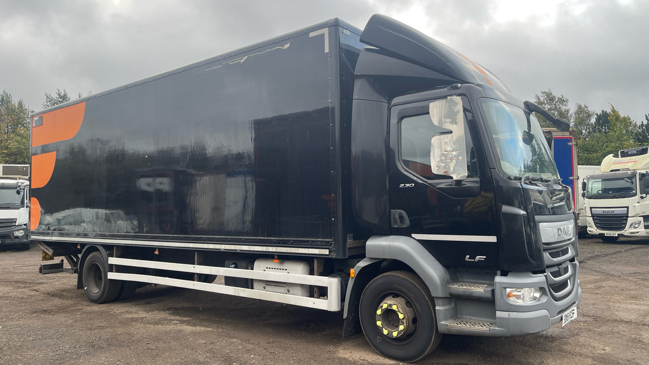 DAF LF 230 - Camion fourgon: photos 1 DAF LF 230 - Camion fourgon: photos 1