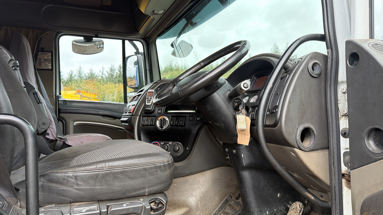 DAF XF 105.510 - Camion à rideaux coulissants: photos 5 DAF XF 105.510 - Camion à rideaux coulissants: photos 5