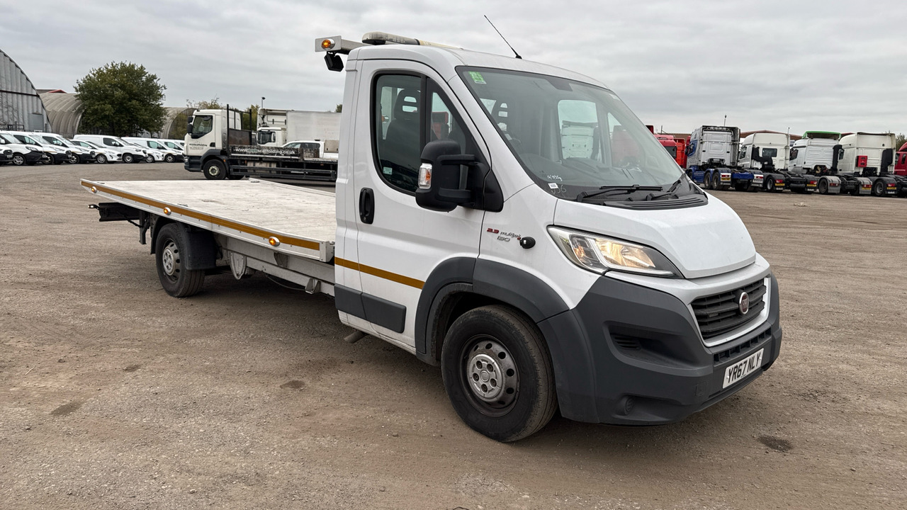 FIAT DUCATO 35 2.3 Multijet  30PS - Camion porte-voitures: photos 1 FIAT DUCATO 35 2.3 Multijet  30PS - Camion porte-voitures: photos 1
