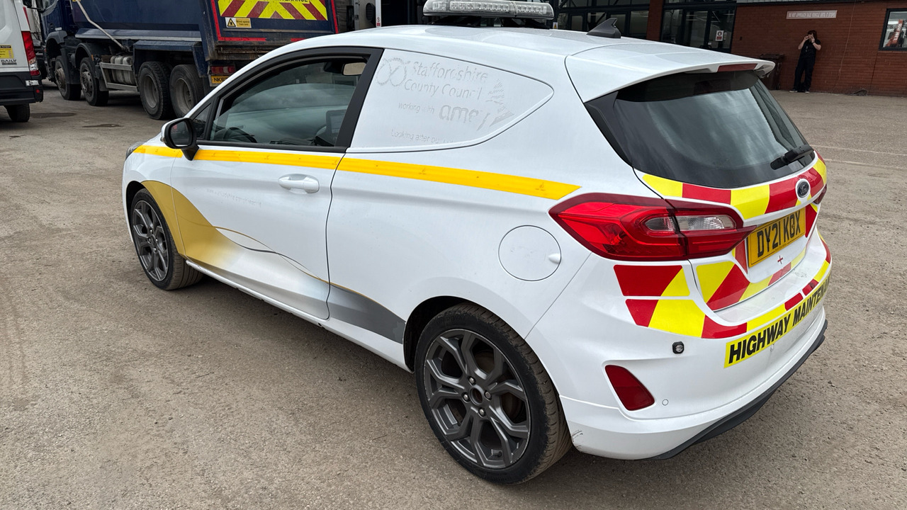 FORD FIESTA 1.0 MHEV Sport - Voiture: photos 3 FORD FIESTA 1.0 MHEV Sport - Voiture: photos 3