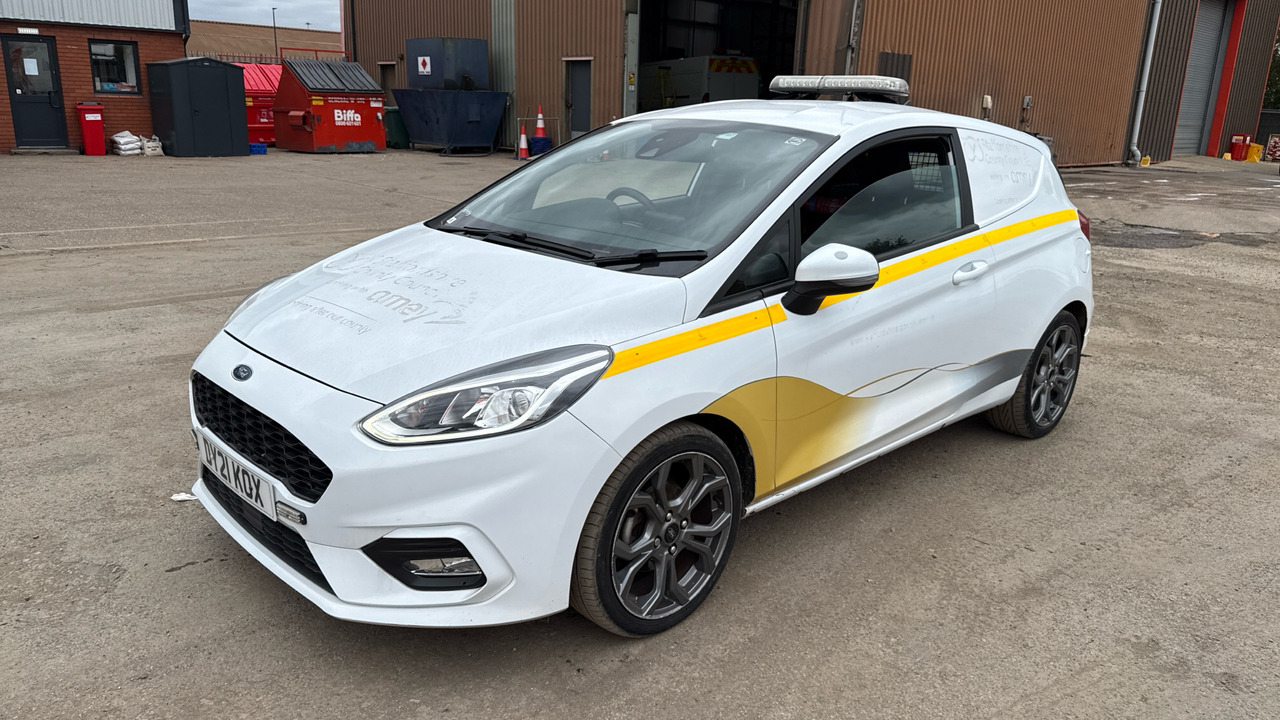 FORD FIESTA 1.0 MHEV Sport - Voiture: photos 2 FORD FIESTA 1.0 MHEV Sport - Voiture: photos 2