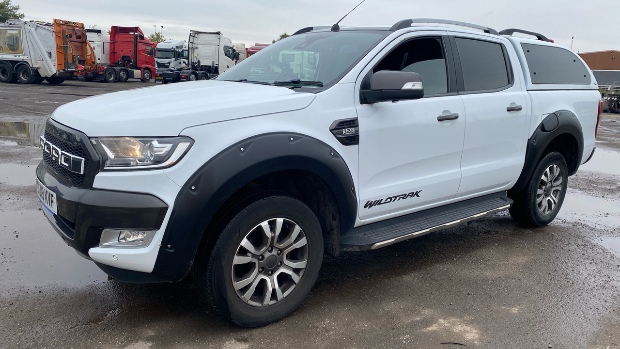 FORD RANGER Wildtrak 3.2 TDCi 200PS - Pick-up, Utilitaire double cabine: photos 2 FORD RANGER Wildtrak 3.2 TDCi 200PS - Pick-up, Utilitaire double cabine: photos 2