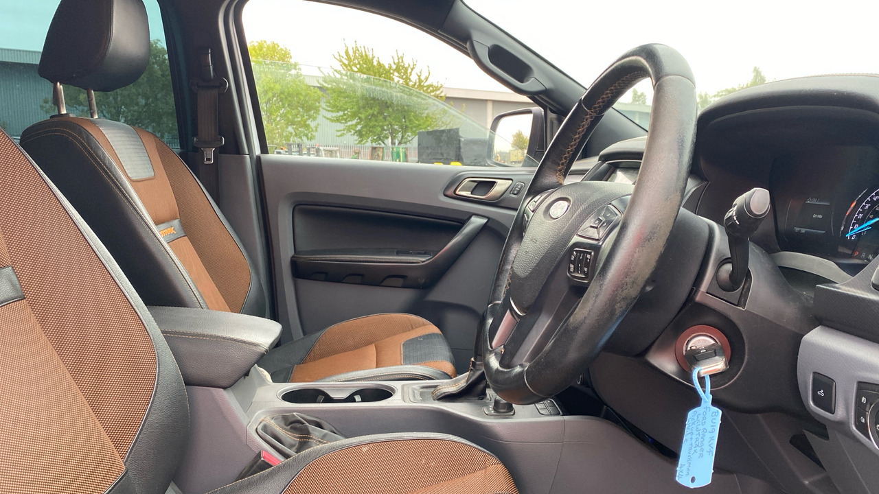 FORD RANGER Wildtrak 3.2 TDCi 200PS - Pick-up, Utilitaire double cabine: photos 5 FORD RANGER Wildtrak 3.2 TDCi 200PS - Pick-up, Utilitaire double cabine: photos 5