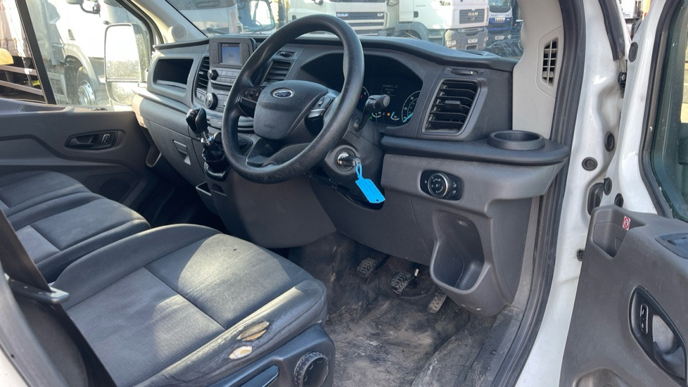 FORD TRANSIT 350 2.0 ECOBLUE 130PS LEADER - Fourgon utilitaire: photos 5 FORD TRANSIT 350 2.0 ECOBLUE 130PS LEADER - Fourgon utilitaire: photos 5