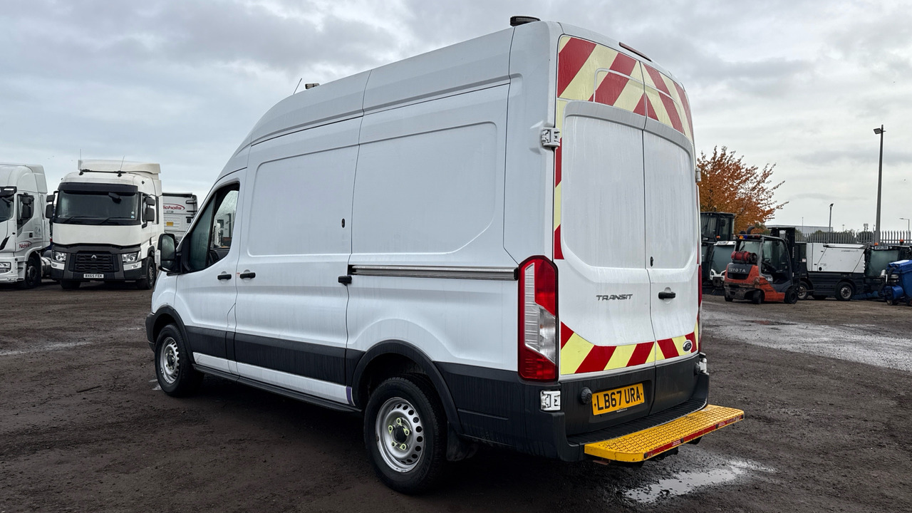 FORD TRANSIT 350 2.0 TDCI 130PS - Fourgon utilitaire: photos 3 FORD TRANSIT 350 2.0 TDCI 130PS - Fourgon utilitaire: photos 3