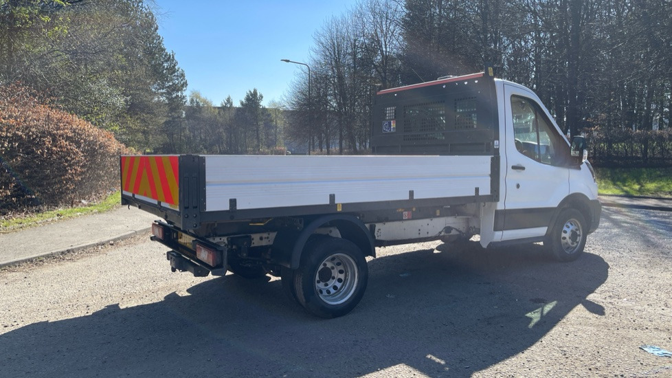 FORD TRANSIT 350 LEADER ECOBLUE 2.0 TDCI 130PS - Utilitaire benne: photos 4 FORD TRANSIT 350 LEADER ECOBLUE 2.0 TDCI 130PS - Utilitaire benne: photos 4