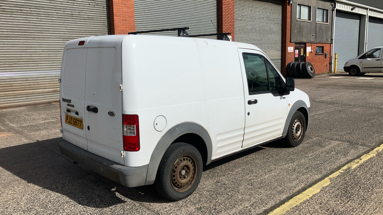 FORD TRANSIT CONNECT T200 1.8 TDCI 75PS - Fourgonnette: photos 4 FORD TRANSIT CONNECT T200 1.8 TDCI 75PS - Fourgonnette: photos 4
