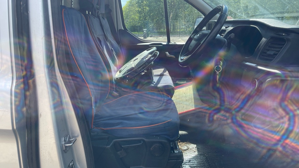 FORD TRANSIT CUSTOM 300 TREND 2.0 ECOBLUE 105PS - Fourgon utilitaire: photos 5 FORD TRANSIT CUSTOM 300 TREND 2.0 ECOBLUE 105PS - Fourgon utilitaire: photos 5