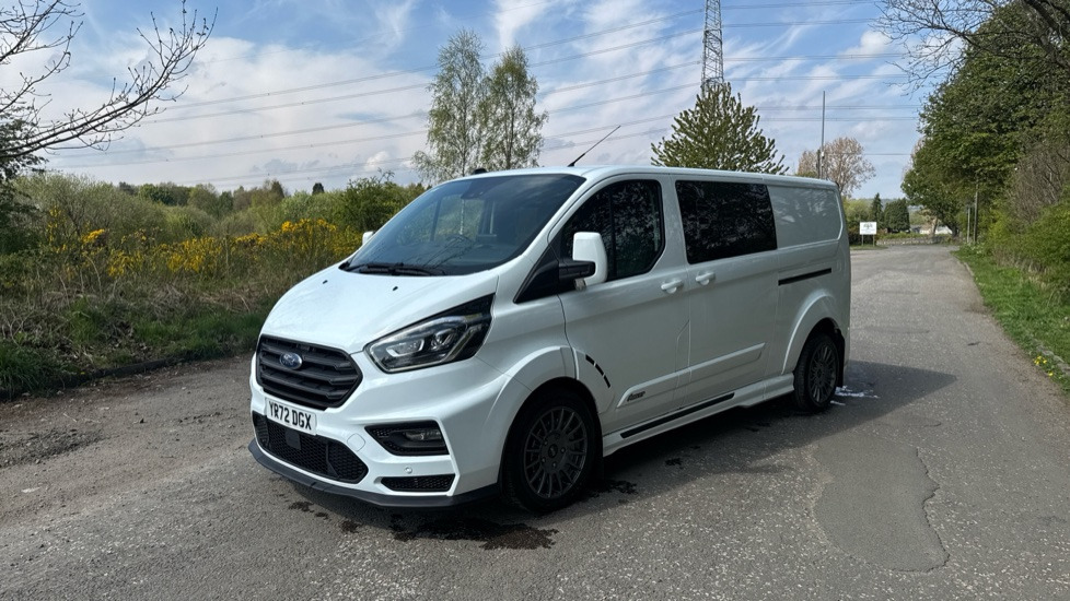 FORD TRANSIT CUSTOM 320 2.0 ECOBLUE 170PS MS-RT - Utilitaire double cabine: photos 2 FORD TRANSIT CUSTOM 320 2.0 ECOBLUE 170PS MS-RT - Utilitaire double cabine: photos 2