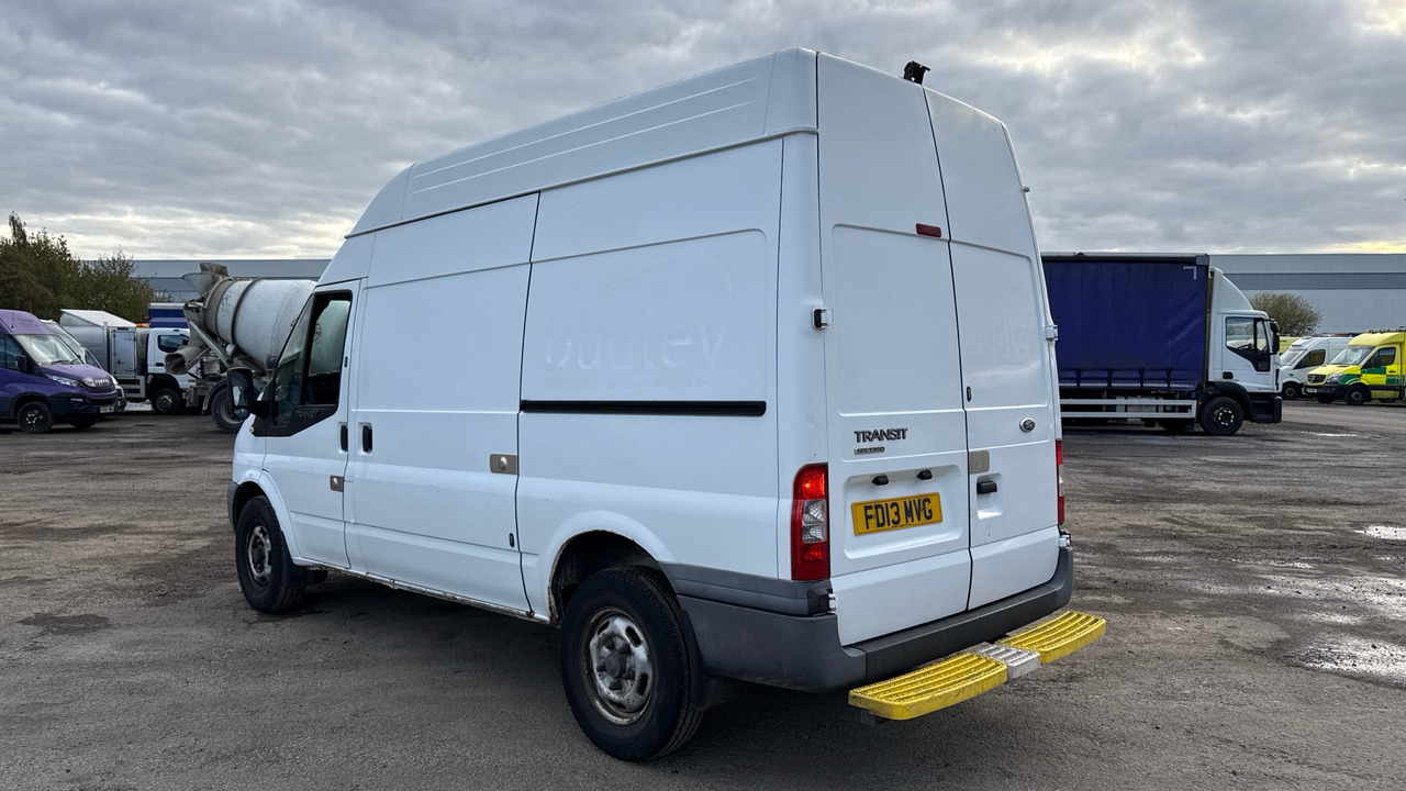 FORD TRANSIT T350 2.2 TDCI 125PS - Fourgon utilitaire: photos 3 FORD TRANSIT T350 2.2 TDCI 125PS - Fourgon utilitaire: photos 3