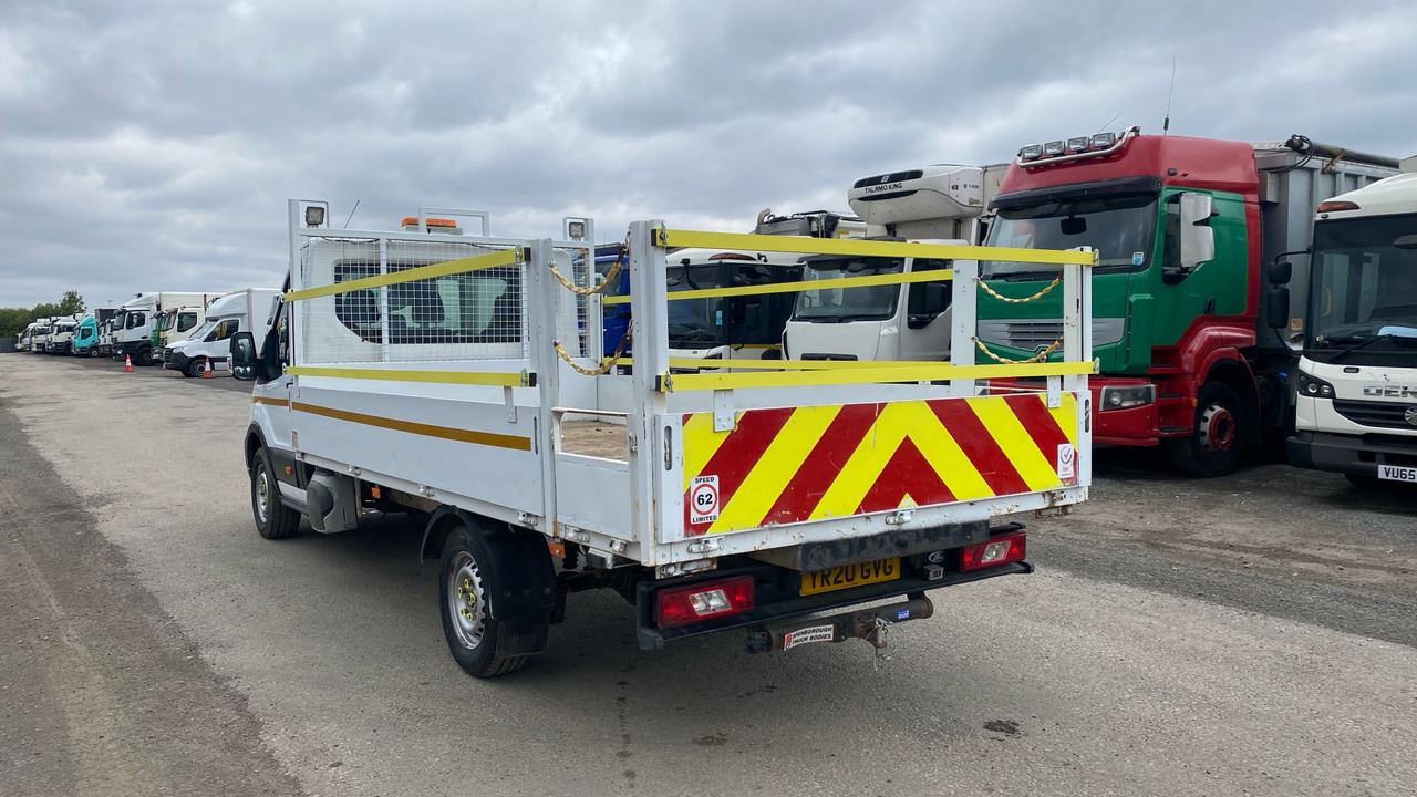 Ford Transit 350 2.0 ECOBLUE 130PS - Utilitaire plateau: photos 3 Ford Transit 350 2.0 ECOBLUE 130PS - Utilitaire plateau: photos 3