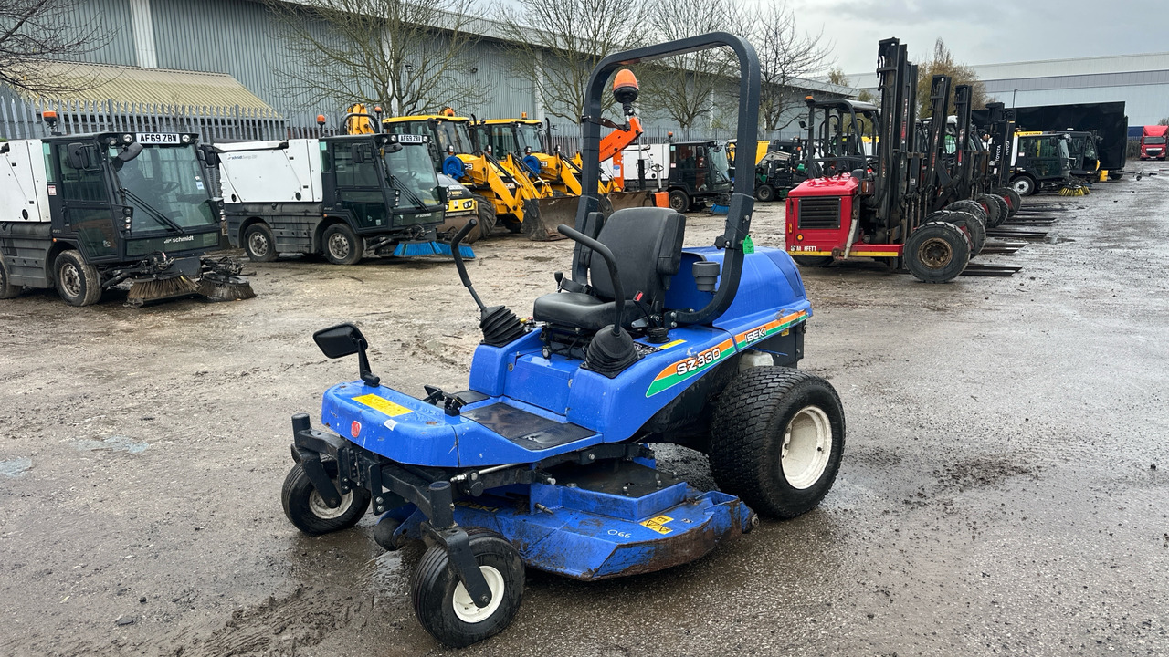 ISEKI SZ330 - Motofaucheuse: photos 2 ISEKI SZ330 - Motofaucheuse: photos 2