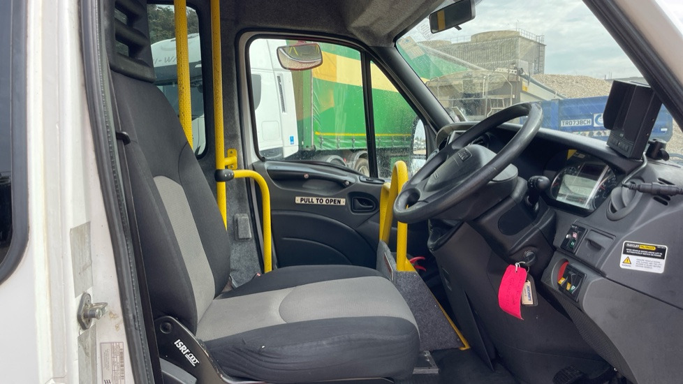 IVECO DAILY 50-170 - Minibus, Transport de personnes: photos 5 IVECO DAILY 50-170 - Minibus, Transport de personnes: photos 5