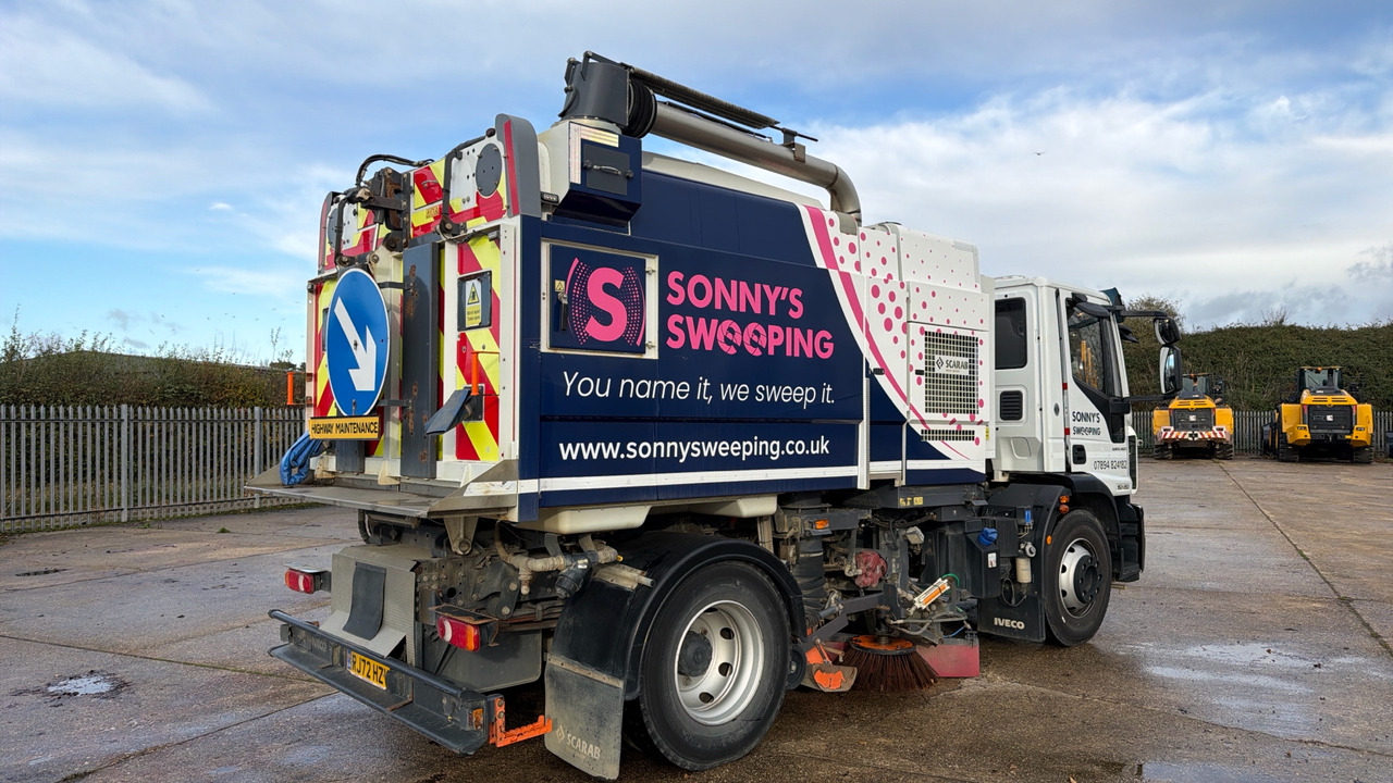 IVECO EUROCARGO 150-250 - Balayeuse de voirie: photos 4 IVECO EUROCARGO 150-250 - Balayeuse de voirie: photos 4