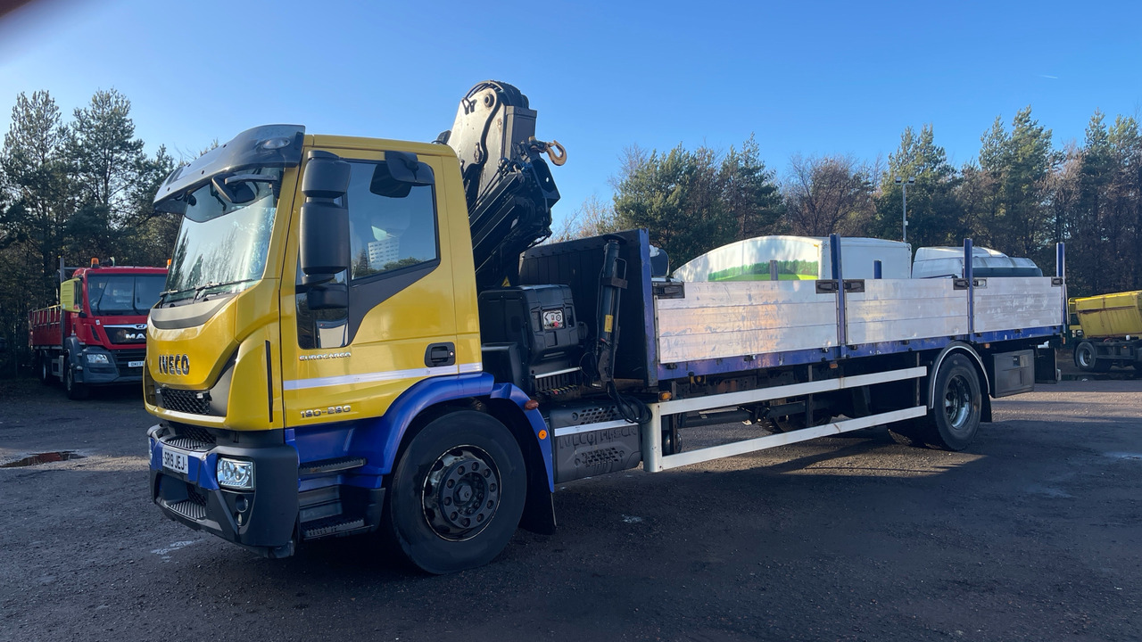 IVECO EUROCARGO 180-280 - Camion plateau, Camion grue: photos 2 IVECO EUROCARGO 180-280 - Camion plateau, Camion grue: photos 2