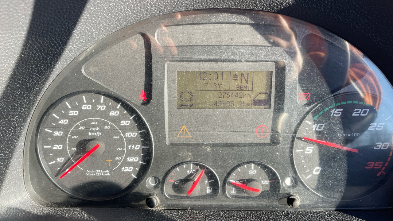 Camion à rideaux coulissants IVECO EUROCARGO 75E16: photos 6 Camion à rideaux coulissants IVECO EUROCARGO 75E16: photos 6