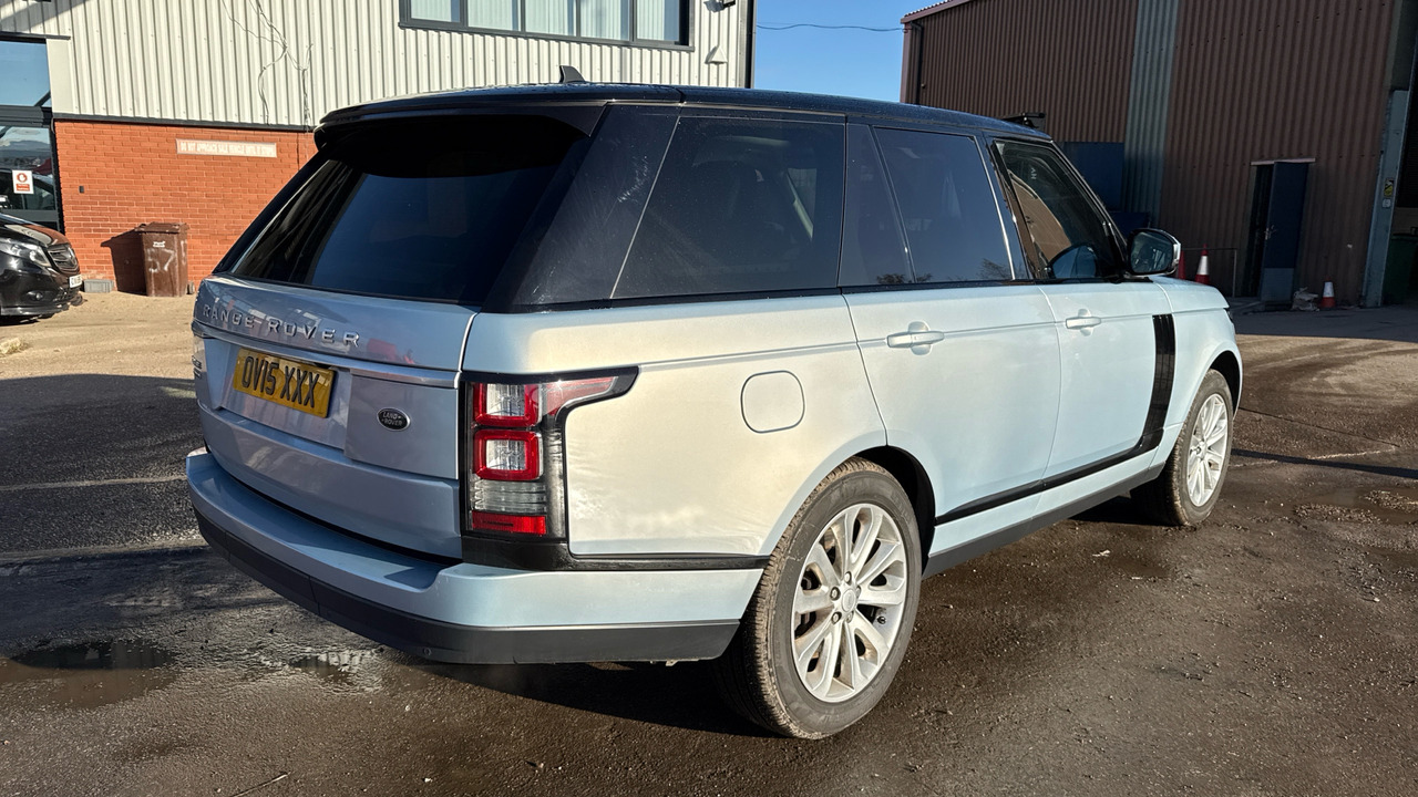 Land Rover Range Rover 4.4 SD V8 Vogue - Voiture break: photos 4 Land Rover Range Rover 4.4 SD V8 Vogue - Voiture break: photos 4