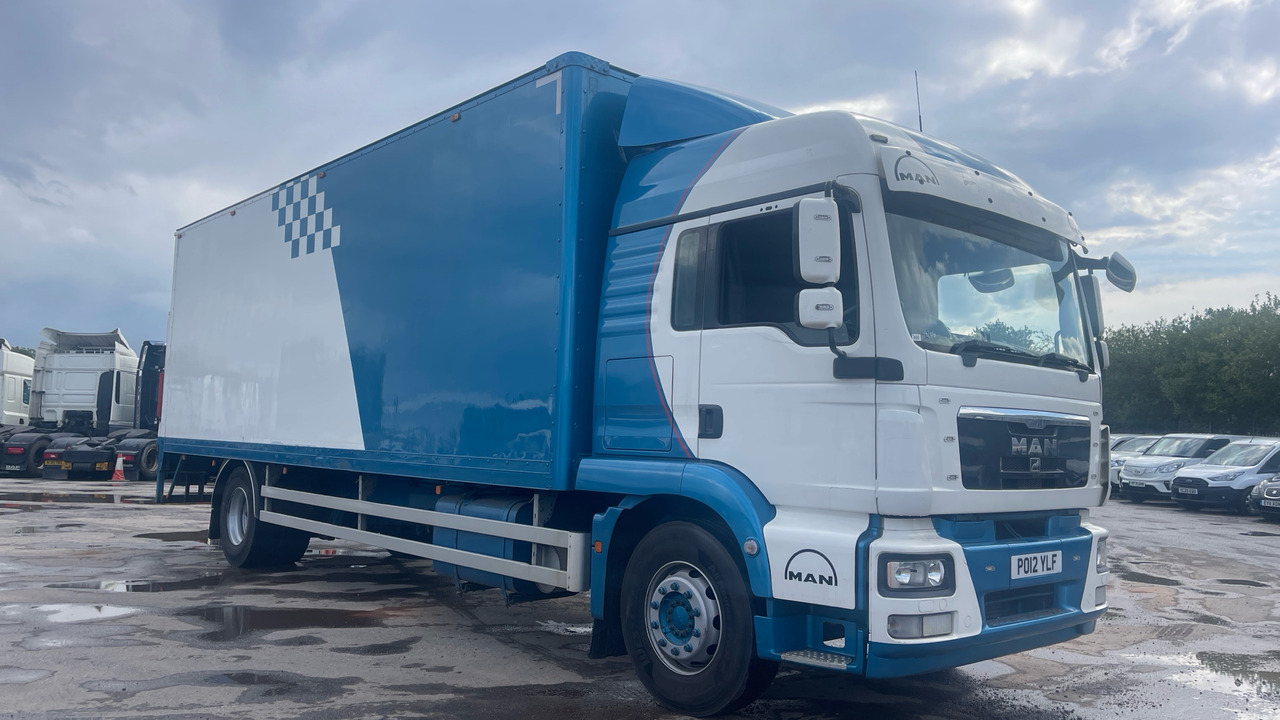 MAN TGM 18.250 - Camion fourgon: photos 1 MAN TGM 18.250 - Camion fourgon: photos 1
