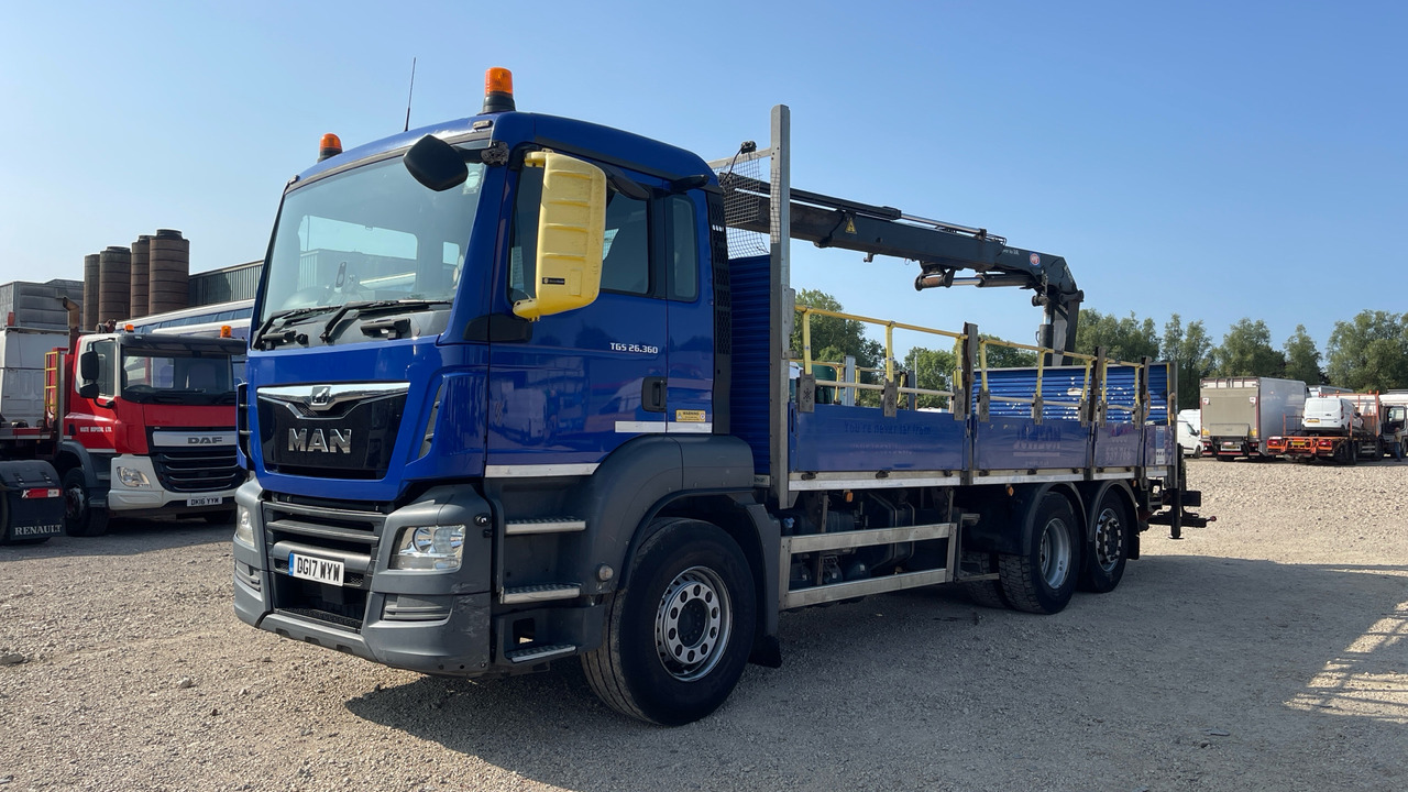 MAN TGS 26.360 - Camion plateau, Camion grue: photos 2 MAN TGS 26.360 - Camion plateau, Camion grue: photos 2