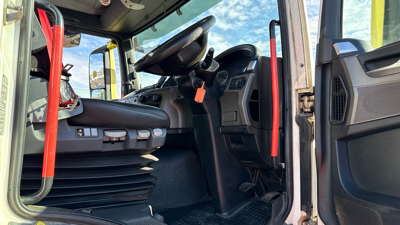 MAN TGS 32.400 - Camion benne: photos 5 MAN TGS 32.400 - Camion benne: photos 5