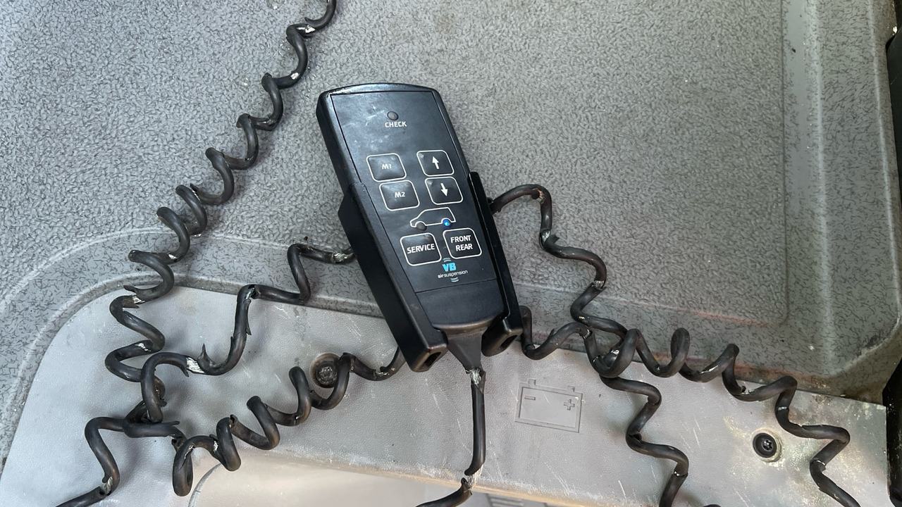 Camion porte-voitures MERCEDES-BENZ SPRINTER 519 CDI: photos 18