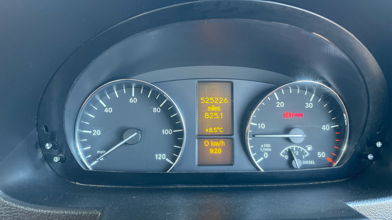 Camion porte-voitures MERCEDES-BENZ SPRINTER 519 CDI: photos 6