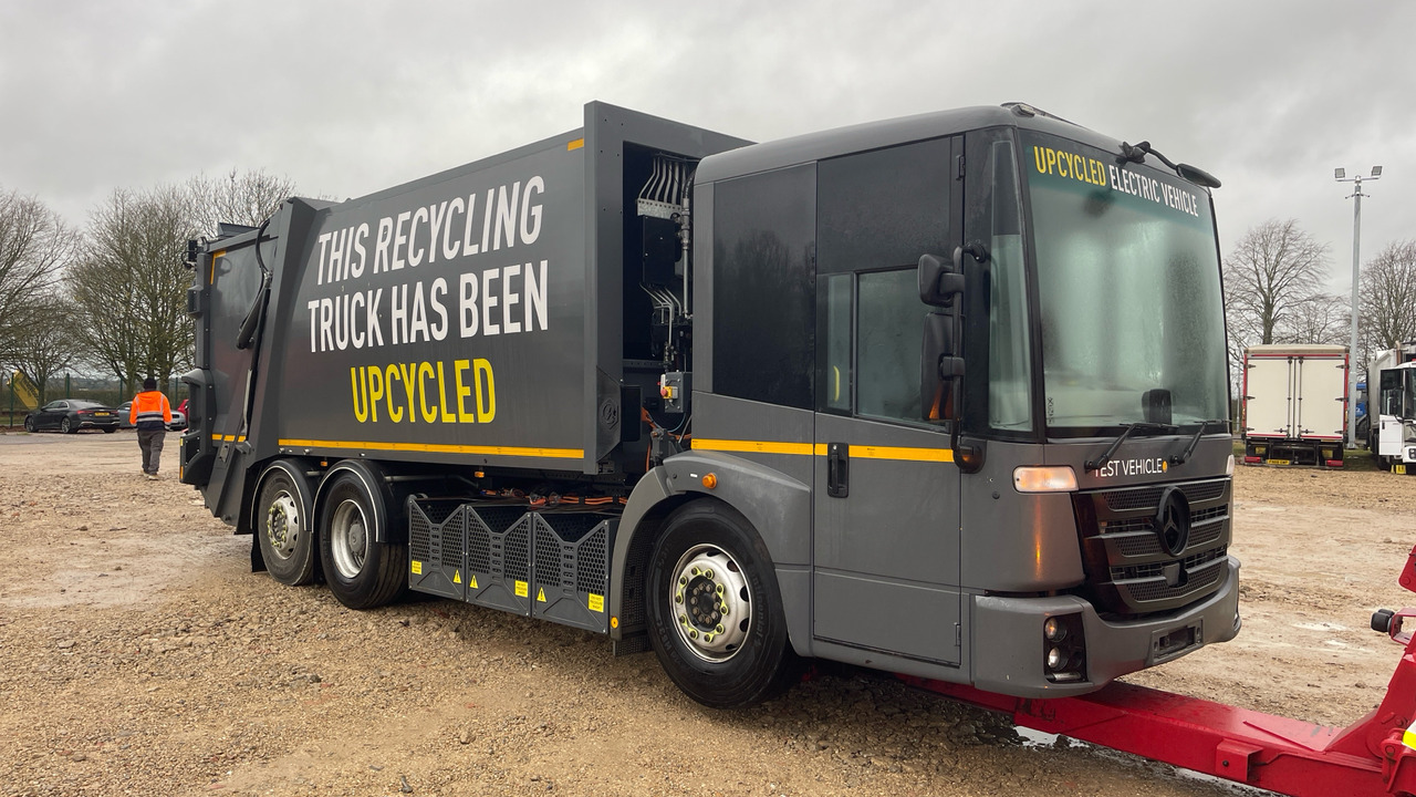 Mercedes-Benz Econic - Benne à ordures ménagères: photos 2 Mercedes-Benz Econic - Benne à ordures ménagères: photos 2