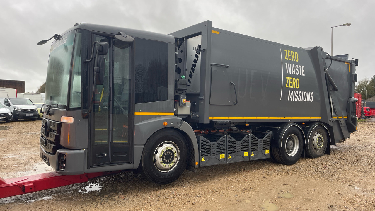Mercedes-Benz Econic - Benne à ordures ménagères: photos 3 Mercedes-Benz Econic - Benne à ordures ménagères: photos 3