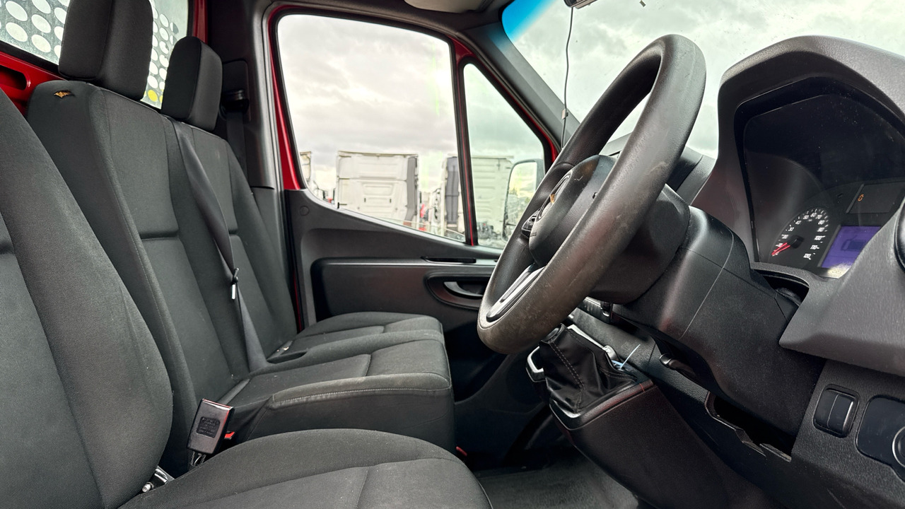 Mercedes-Benz Sprinter 314 CDI - Utilitaire plateau: photos 5 Mercedes-Benz Sprinter 314 CDI - Utilitaire plateau: photos 5
