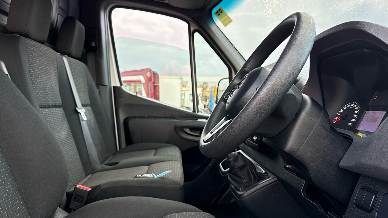Mercedes-Benz Sprinter 315 CDI - Fourgon utilitaire: photos 5 Mercedes-Benz Sprinter 315 CDI - Fourgon utilitaire: photos 5