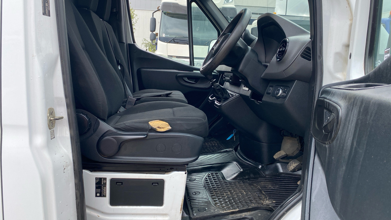 Mercedes-Benz Sprinter 316 CDI - Fourgon utilitaire: photos 5 Mercedes-Benz Sprinter 316 CDI - Fourgon utilitaire: photos 5